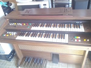 Órgão Eletrônico Vintage Gambitt BX 20