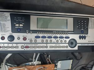 Gabinete Completo do Teclado Yamaha Psr550 Com Membranas