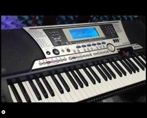 YAMAHA PSR-550 – OPORTUNIDADE PARA MÚSICOS
